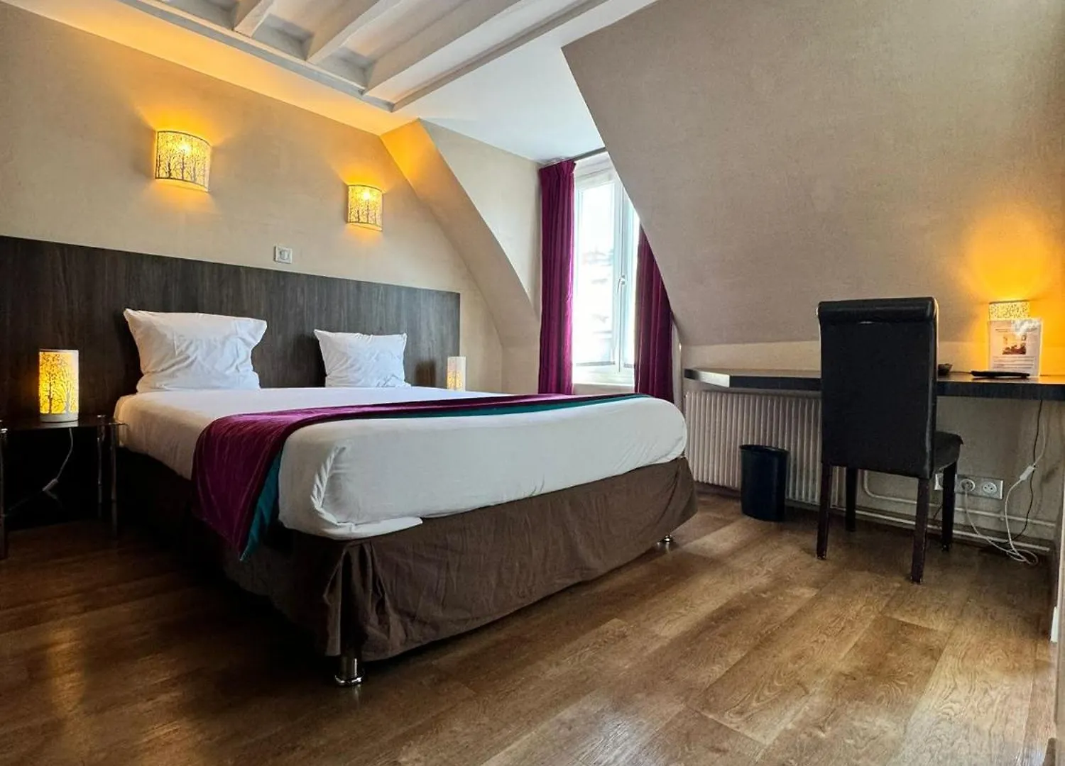 Hotel Pax Opera Париж 3*,  Франция
