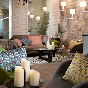 Marais Hotel