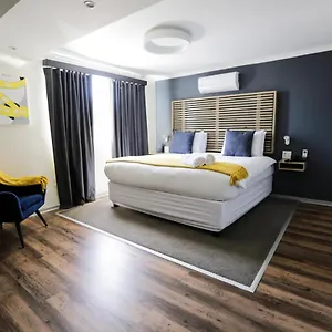 Hotel New National And Conference Parow