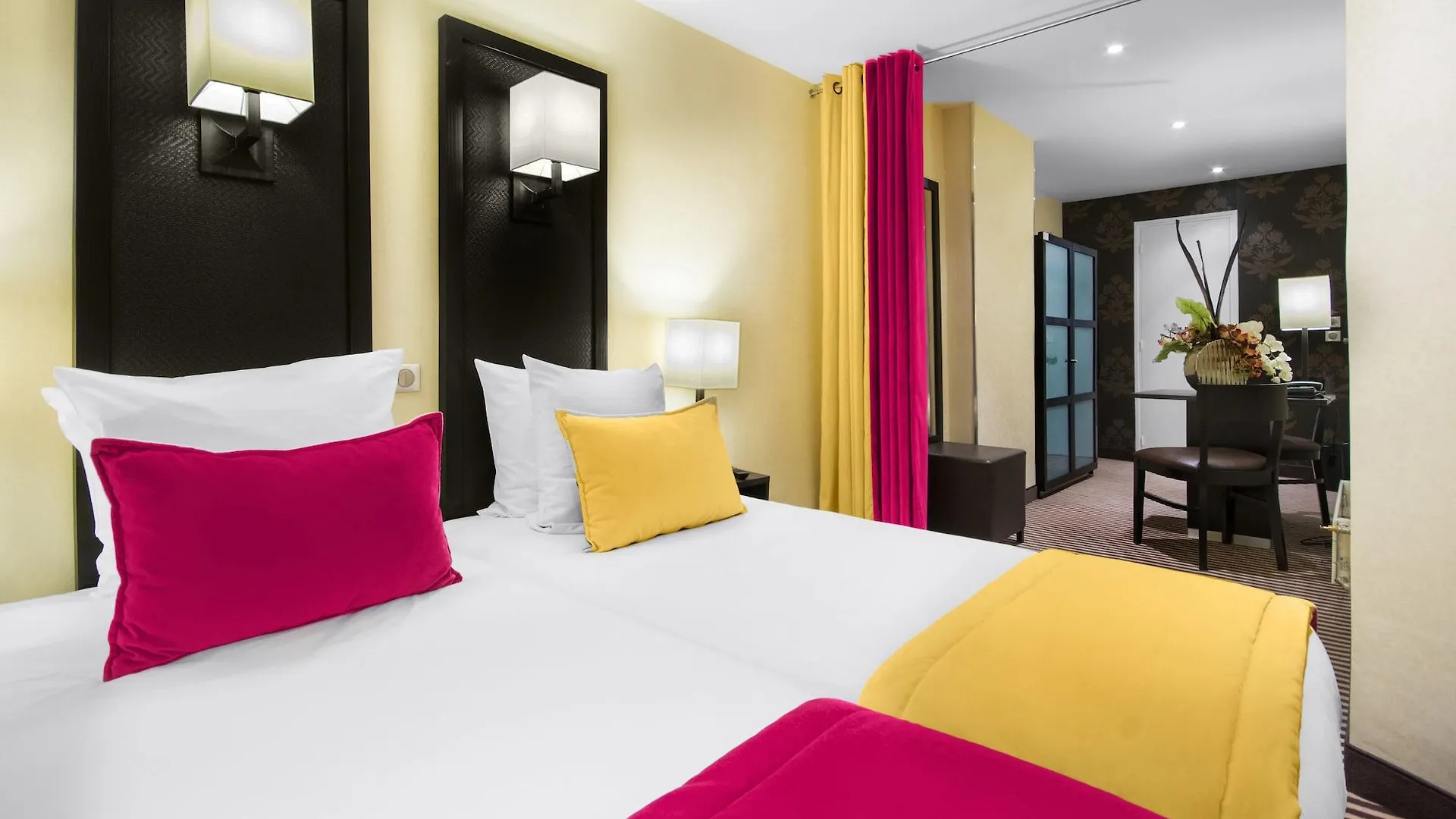 Hotel Pax Opera Paris