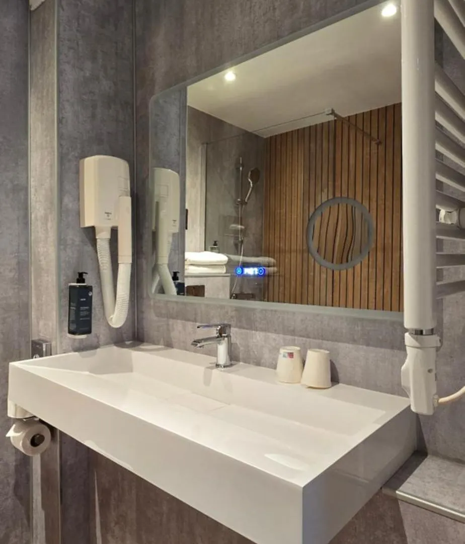 Hotel Pax Opera Paris