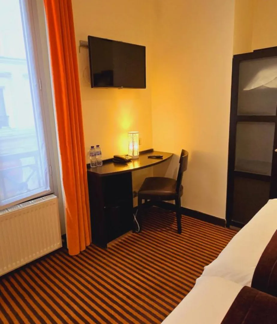 Hotel Pax Opera Paris 3*,  France