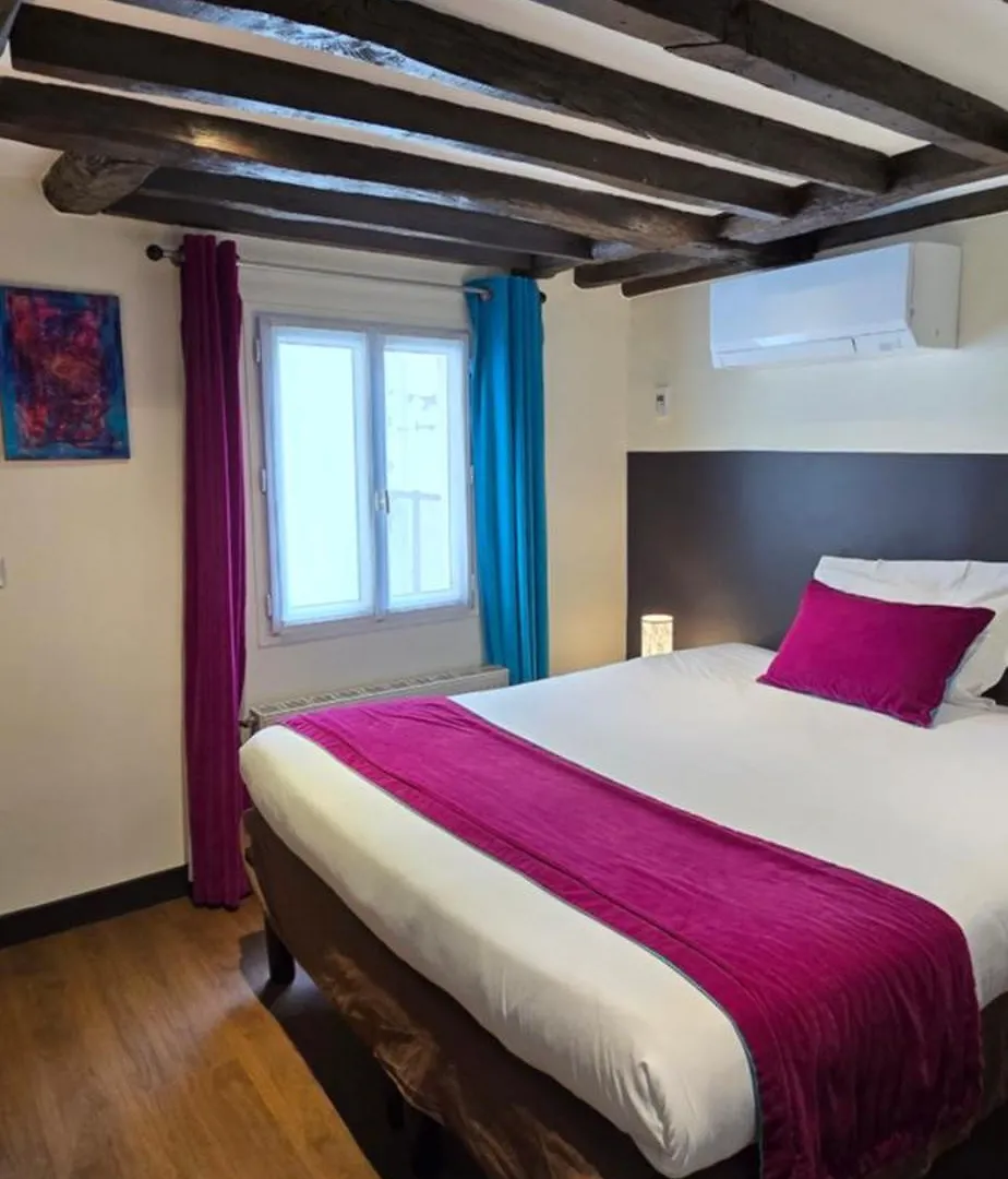 Hotel Pax Opera Paris