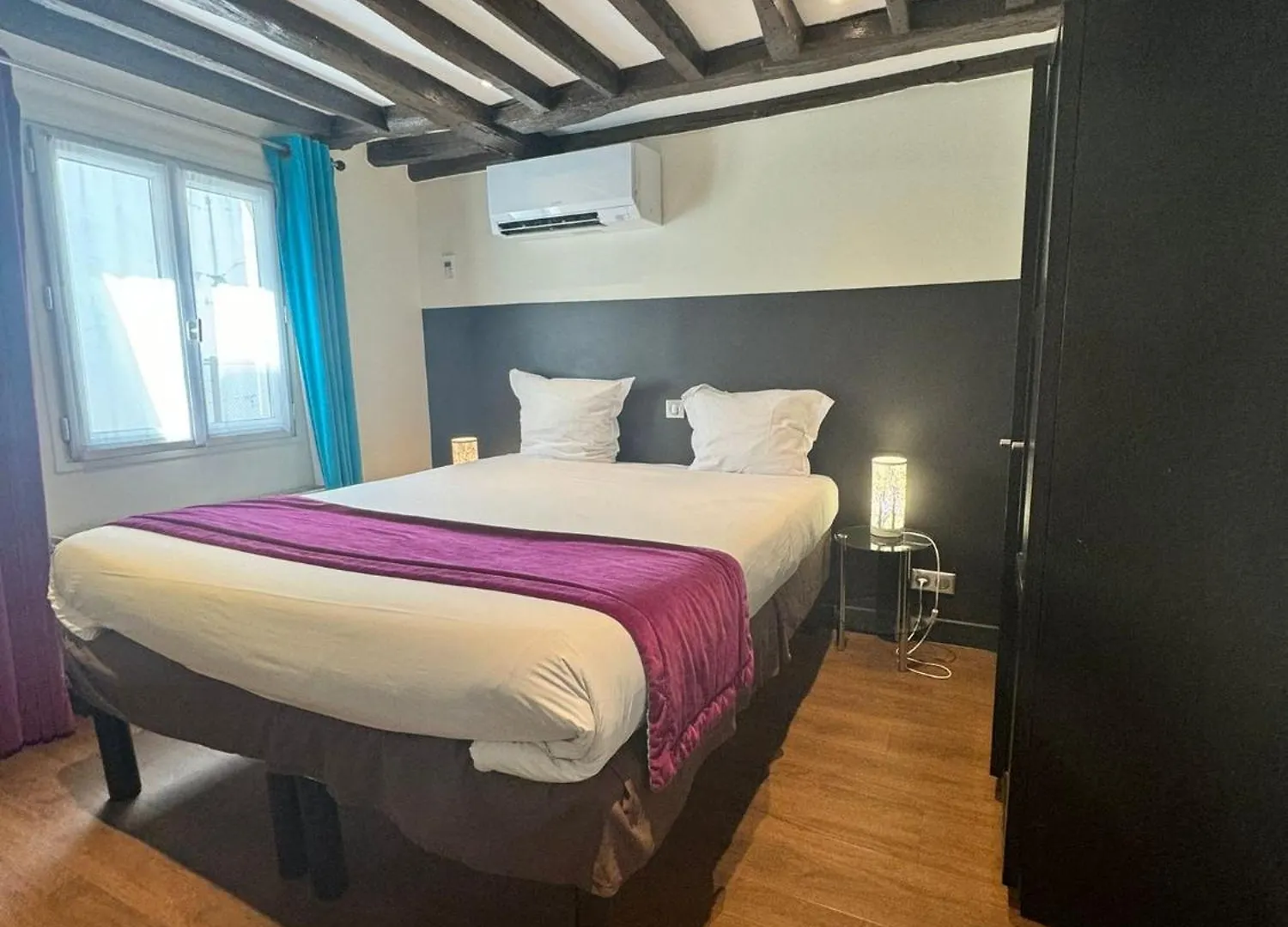 Hotel Pax Opera Paris