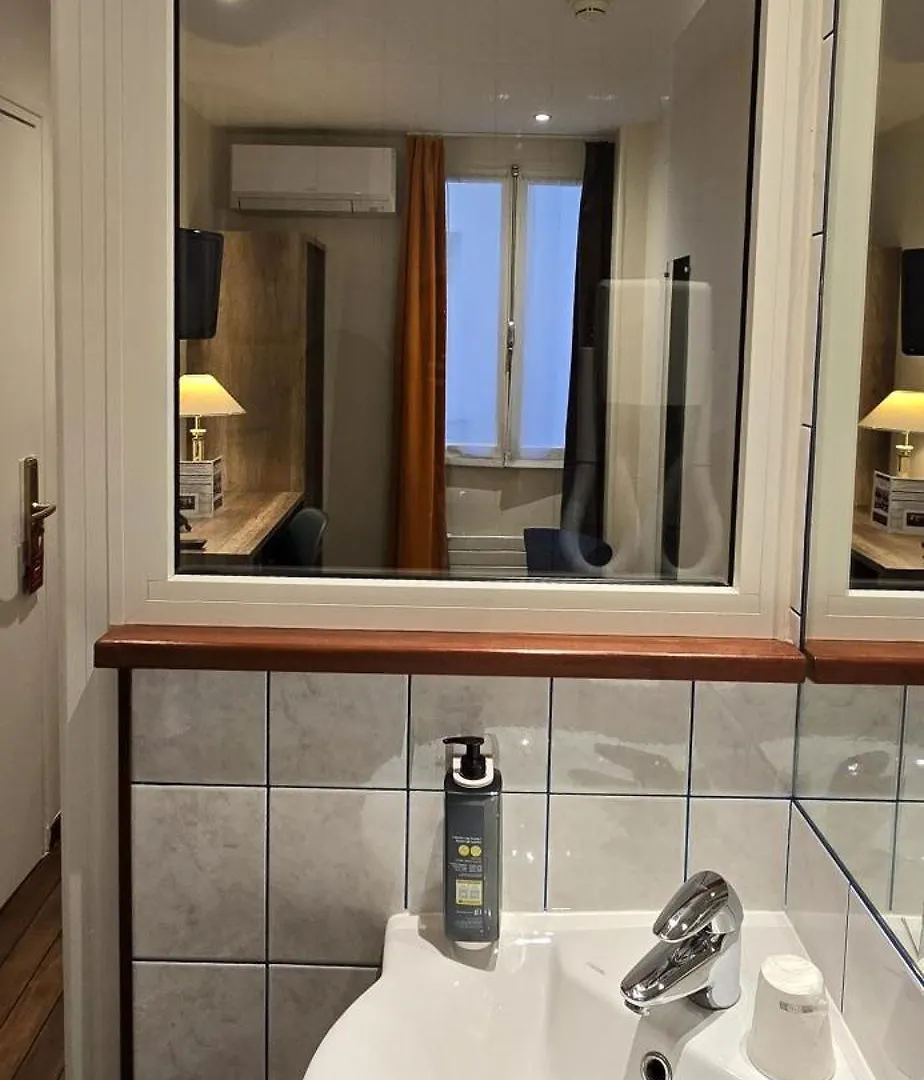 Hotel Pax Opera Paris